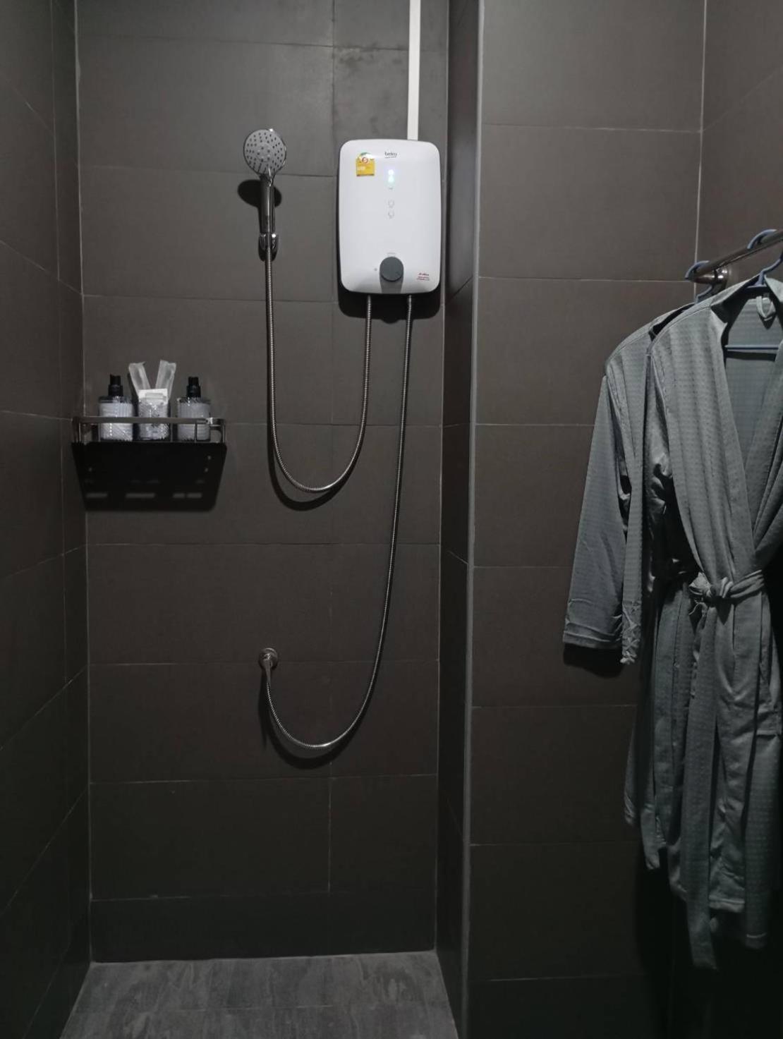 Sk Hometel Samui Airport 방 락 외부 사진